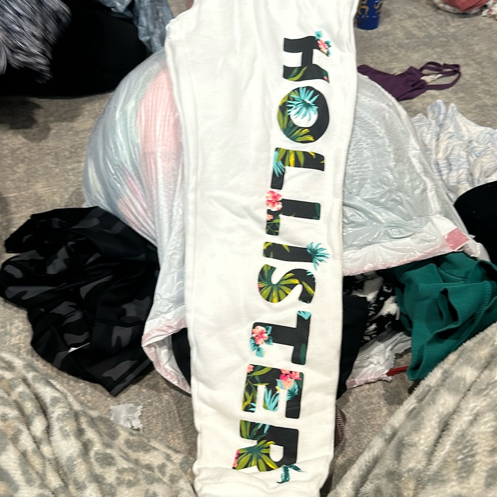 Hollister sweatpants